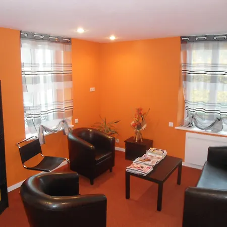 호텔 Des Vosges 2*