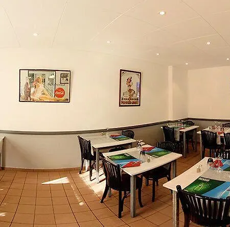 فندق Des Vosges كونْتْريكْسّوفيل